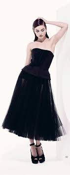 Christian Dior Resort 2013 Black Dress 2dayslook Sasssjane Blackdress Www 2dayslook Com Perfect Little Black Dress Fashion Nice Dresses