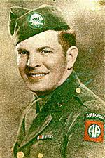 The 325th Glider Infantry Regiment (GIR) Trooper Pictures during World War  II