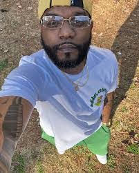 Antonio Yeager's Instagram, Twitter & Facebook