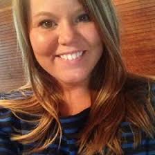 Ashley Kasinger's Instagram, Twitter & Facebook