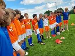 Formed in february 2017, oranje have exploded onto the ipswich music scene with their 'dirty indie tunes with vibes of wolf alice, foo fighters and rough . Oranje Berlin