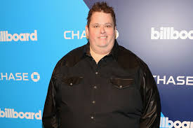 Comedian sean lock has died from cancer at the age of 58, his agent has confirmed. Ralphie May Dead Last Comic Standing Favorite Dies At 45 Ew Com