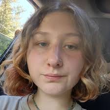 When should I expect snow in Ashland, Oregon?