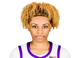 Jasmin Carson's Instagram, Twitter & Facebook