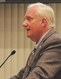 Raymond Vale's Instagram, Twitter & Facebook