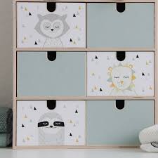Die Praktischen Ordnungssticker Als Passgenaue Aufkleber Fur Deine Ikea Moppe Verwandeln Deine Mini In 2020 Nursery Storage Baskets Nursery Storage Kids Room Furniture