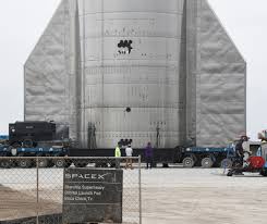 Space exploration technologies corp., known as spacex, is an american aerospace manufacturer and space transport services company headquartered in hawthorne, california. U S Warns Spacex Its New Texas Launch Site Tower Not Yet Approved Reuters