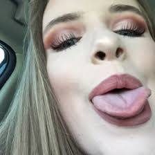 Lydia Morgan's Instagram, Twitter & Facebook