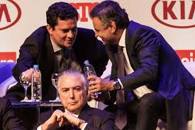Resultado de imagem para fotos de temer com aecio neves,