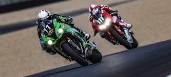 Le suzuki endurance racing team a remporté un 16e titre de champion du monde d'endurance. Src Kawasaki Wins 24 Hours Le Mans By 1 Minute