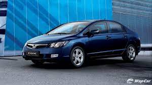 It is available in 5 colors, 3 variants, 2 engine, and 1 transmissions option: Honda Civic Fd The Greatest Civic Ever Wapcar
