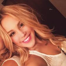 mary beth rowland (@marybethrowland)