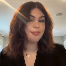 Sarah Corder's Instagram, Twitter & Facebook