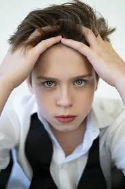 bonne semaine ! Acteur, pianiste : Mark-Malik Murashkin,