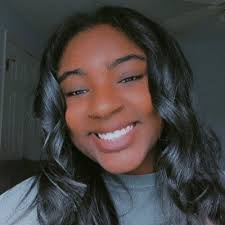 Zoe Licata (@ZoeLicata)