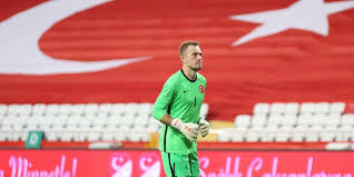 Mert günok mert günok is a soccer player for the bursaspor, kocaelispor, fenerbahçe s.k. Son Dakika Besiktas Transfer Haberleri Besiktas Mert Gunok Transferini Bitirdi Son Dakika Futbol Haberi