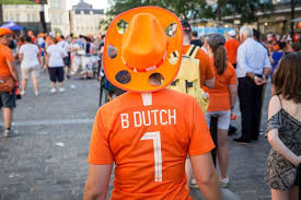Detailed translations for oranje from dutch to english. Oranje Uitdossingen Minder In Trek Supermarkten Grote Winnaars Ek Voetbal Geld Ad Nl