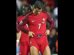 A female deer, or the female of some other animals such as a rabbit. Celebrity Moose Knuckle Competition For Male Camel Toe Is Fierce Popdust