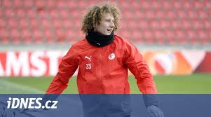 Alex král (born 19 may 1998) is a czech professional footballer who plays for spartak moscow and the czech republic national team as a defensive midfielder. Alex Kral Ze Slavie Vlasacova Pout Ke Slave Idnes Cz