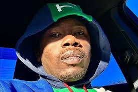 Barbershops Near Me in Holland