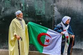 يستضيف المنتخب التونسي جاره الجزائري ودياً في دربي قوي ومثير استعداداً للتصفيات الإفريقية المؤهلة لكأس العالم fifa قطر 2022™. Ø§ÙÙÙÙÙØ¨Ø±ÙØ© ÙÙ Ø§ÙØ¬Ø²Ø§Ø¦Ø± ØµØ±Ø§Ø¹ Ø³ÙØ§Ø³Ù Ø¨Ø®ÙÙÙØ© ÙÙØ±ÙØ©