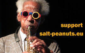 Naomi Gee's Instagram, Twitter & Facebook