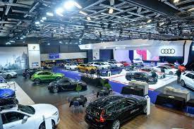 Salon international de l'automobile d'amérique du nord. Salon De L Auto De Montreal 2019 Mere Nature S En Est Melee Le Reflet Du Lac