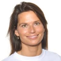 90+ Profile mit dem Suchbegriff „Thérése“