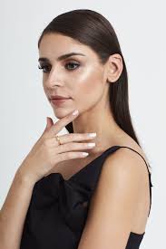 Crossover Pearl Ring