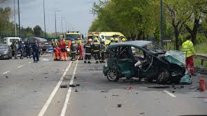 Jun 29, 2021 · a baleset miatt csak a leállósávban halad a forgalom. Index Belfold Negy Auto Utkozott A Ferihegyi Uton