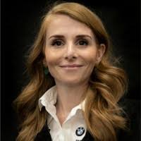 Julia Fuchs's Instagram, Twitter & Facebook