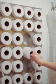 30 Creative Ways To Store Toilet Paper En 2020 Rangement Papier Idees Diy Pour Salle De Bains Diy Rangement