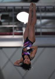 China's quan hongchan scored two perfect dives in the women's 10m platform on her way to a gold medal. Quan Hongchan S Story Diving To Earn Money To Treat Her Mother S Illness Copying Fu Mingxia S 14 Year Old Olympic Champion S Miracle Inews