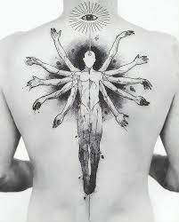There is a great variety of available back tattoos for women. 30 Impressive Back Tattoos That Are Masterpieces Bored Panda