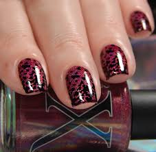 Each nail gets its own intricate design of black and white graphics with gold detail that come together seamlessly. The Holo Hookup February 2019 Gothic Romance Swatches Review
