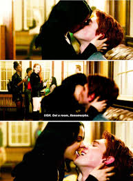 All kisses veronica and archie season 1&2|#riverdale|. Riverdale 2x08 Archie Veronica Riverdale Archie And Veronica Riverdale Veronica Riverdale Cheryl