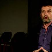 L'urssaf prend ainsi neuf engagements auprès de ses publics, dans une logique d'écoute et d'amélioration continue. Enfants Places Les Sacrifies De La Republique Prime A La Ceremonie Du Grand Prix Des Medias Cb News