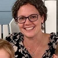 Deanna Faust's Instagram, Twitter & Facebook