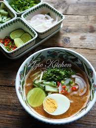 Laksa consists of thick wheat noodles or rice vermicelli with chicken, prawn or fish. Laksa Utara Yang Sedap Azie Kitchen