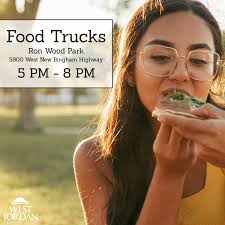 Food Trucks at Ron Wood Park Tonight! Here's the lineup: ➖ Sobe eats ➖  Cluck Truck ➖ Umani Pizza Truck ➖ BK Garlic Burger & Mac Shack ➖ Fatty Tuna  Food ➖