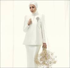 Maybe you would like to learn more about one of these? Tonton Pujaan Hati Kanda Episod 28