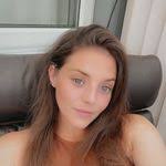 Courtney Rolf's Instagram, Twitter & Facebook