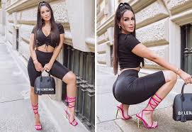 Douglas costa & girlfriend nathalia felix love story | must watch. Nathalia Felix La Infartante Prometida De Douglas Costa Novias Futbol