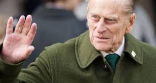 O príncipe filipe da grécia e dinamarca nasceu na ilha de corfu em 1921, o mais novo de cinco filhos e o único rapaz. Morreu O Principe Filipe Marido Da Rainha Isabel Ii