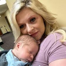 Heather Reimann's Instagram, Twitter & Facebook