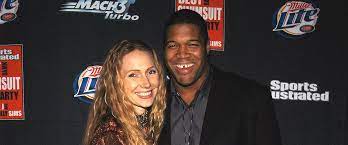 Michael anthony strahan is an american television personality, journalist and former professional football player who was a defensive end an. Jean Muggli Is Michael Strahan S Ex Wife Inside Her Life