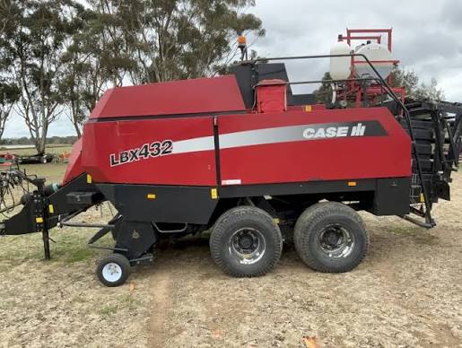 Case IH LBX432 Rotor Cutter Baler