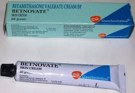 Pada krim malam yang khusus untuk kulit berjerawat, pasti kandungannya berupa zat antibakteri dan antiiflamasi yang berfungsi membunuh bakteri sekaligus calming kulit yang meradang. Enam Jenis Krim Yang Ada Di Pasaran Kenali Setiap Satu Kegunaannya Jangan Hanya Terus Sapu Di Kulit Sahaja Siakap Keli News