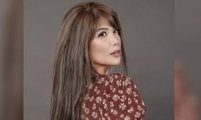 It's never okay to fight in front of the kid. Geneva Cruz Why She Asks Sarah Geronimo S Fans Not To Be Upset W Her