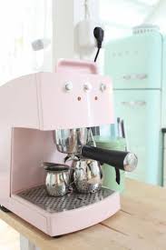 Retro Kuhlschranke Liegen Voll Im Trend Neu Haus Designs Rosa Kuchen Pastell Kuche Kuche Retro
